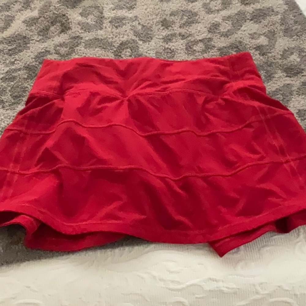 Lululemon red pace rival skirt